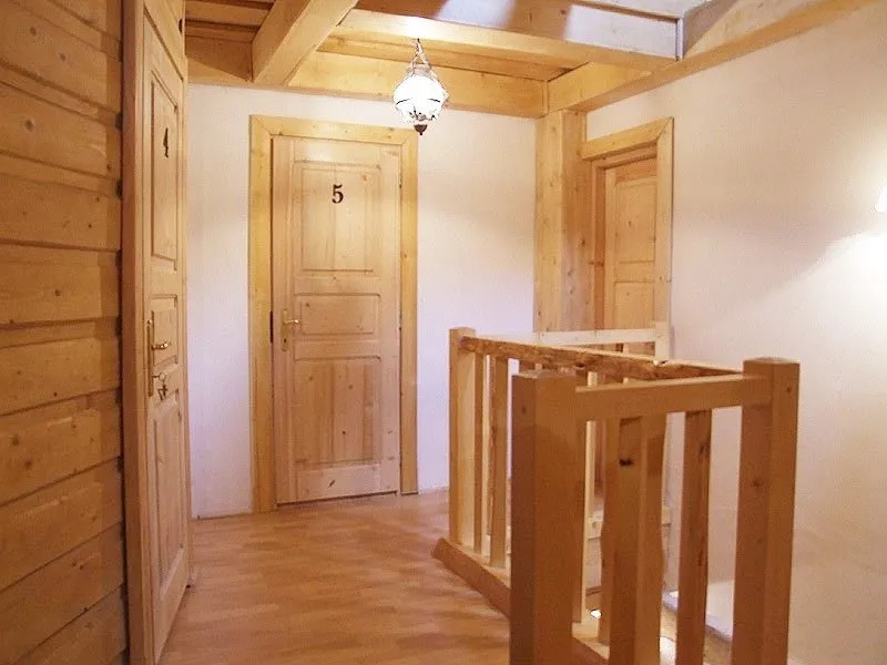 Interiér - Časť B